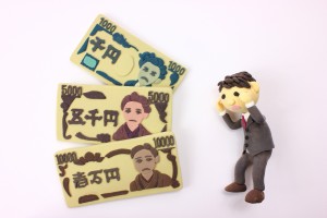 子育て費用不安